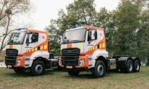 Україна отримала від Словенії тягачі для гуманітарного розмінування