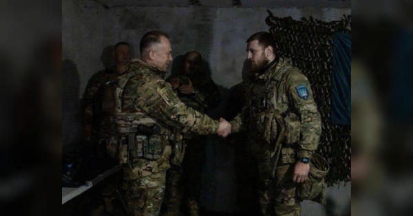 «Їхня майстерність захисту України визнана на міжнародному рівні»: Сирський попрацював з «Птахами Мадяра» на Донбасі - INFBusiness
