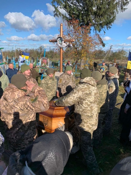Безпілотник скинув вибухівку: в бою під Покровськом загинув воїн з Хмельниччини - INFBusiness