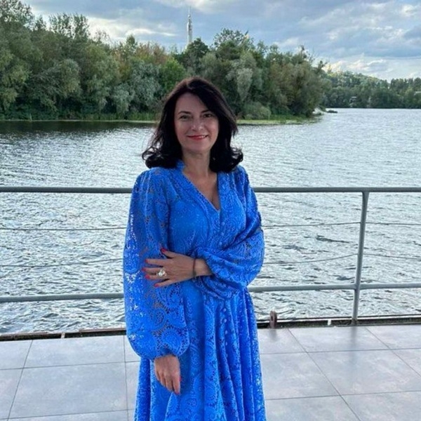 Рома з Надею не чують, але добре відчувають одне одного: історія пари з вадами слуху, яка евакуювалася до Нідерландів та налагоджує там життя - INFBusiness