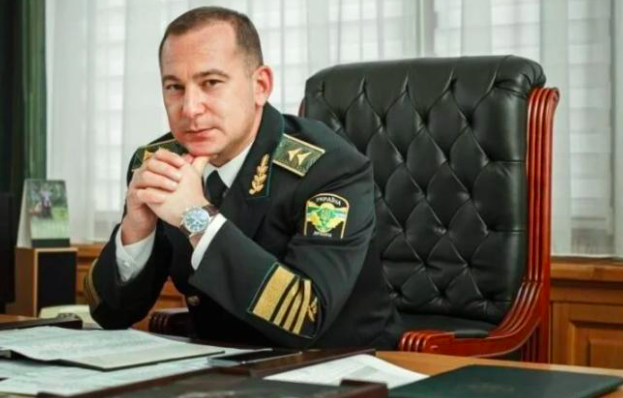 За кордон на «чужих» авто і побори: деталі кримінальної справи щодо директора Поліського лісового офісу - INFBusiness