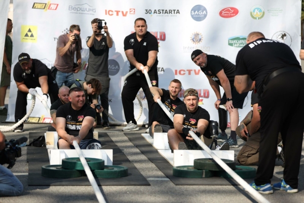 «Протез для мене, як одягнути шкарпетку»: телеведучий та ветеран війни Олександр Швачка про життя після поранення - INFBusiness