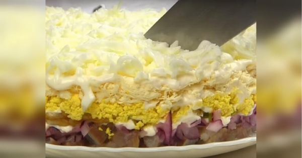 Смачніше «шуби»: готуємо польський салат «Оселедець під периною» - INFBusiness