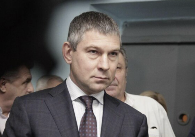 Бизнес на крови: фирмы нардепа Юрия Шаповалова привозят бензин из РФ? - INFBusiness