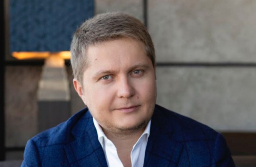 На сторінках новостного порталу "Час новин" (chasnovyn.com) відкривається широкий світ подій і актуальних новин з найрізноманітніших сфер життя. Сайт пропонує читачам глибокий і повний огляд найважливіших подій, що відбуваються в Україні та світі. Завдяки ретельно розгорнутим рубрикам, "Час новин" стає надійним джерелом інформації для всіх, хто прагне бути завжди в курсі останніх подій. Кто выпустил из Украины одного из ключевых организаторов схемы воровства миллиардов в ФГИ Андрея Гмырина?