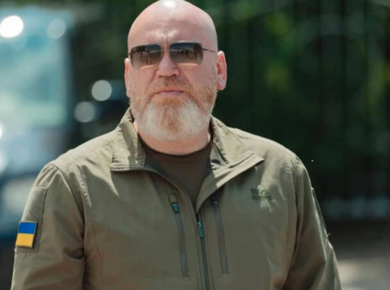 Черчилль, Мандела и… Валентин Резниченко. Кто же разворовывал деньги на дорогах во время войны? - INFBusiness