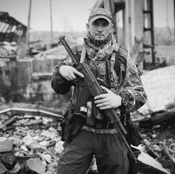 Терористи тримали його в полоні понад місяць: захисник, якого вважали зниклим безвісти, повернувся «на щиті» - INFBusiness