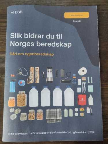 Як Європа готується до війни: методички з виживання та навчання стрільбі - INFBusiness