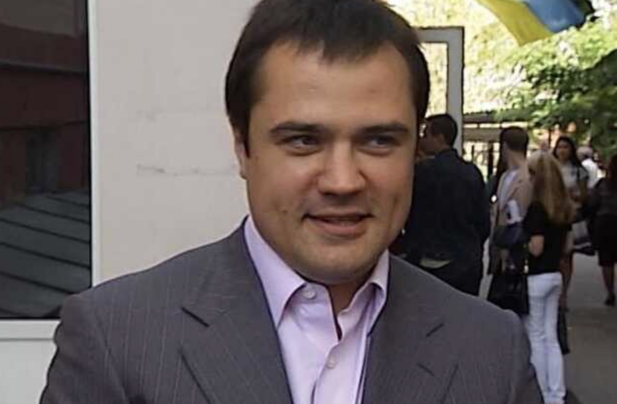 Смотрящий Денис Комарницкий и его тайная недвижимость: куда уходят миллиарды киевлян