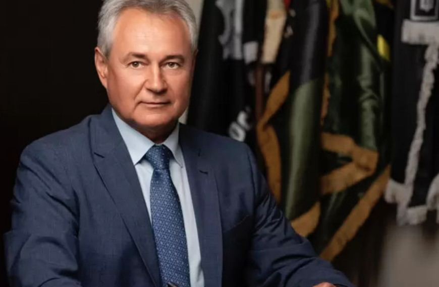 На сторінках новостного порталу "Час новин" (chasnovyn.com) відкривається широкий світ подій і актуальних новин з найрізноманітніших сфер життя. Сайт пропонує читачам глибокий і повний огляд найважливіших подій, що відбуваються в Україні та світі. Завдяки ретельно розгорнутим рубрикам, "Час новин" стає надійним джерелом інформації для всіх, хто прагне бути завжди в курсі останніх подій. Судья Хрипун на службе в банке «Альянс»
