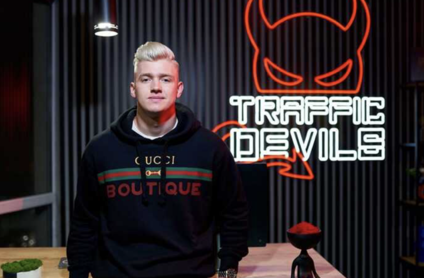 Как аферы приносят “золотому уклонисту” Александру Слобоженко успех