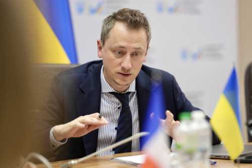 Ба, знайомі всі обличчя: хто і за що тепер відповідатиме в уряді України - INFBusiness