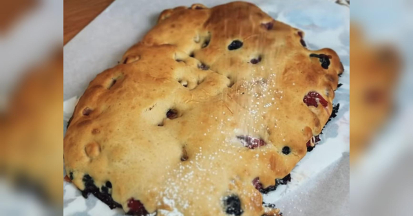 «Найпростіший ягідний пиріг у світі» від телеведучого Олександра Попова: неймовірно смачний й «виглядає казково» - INFBusiness