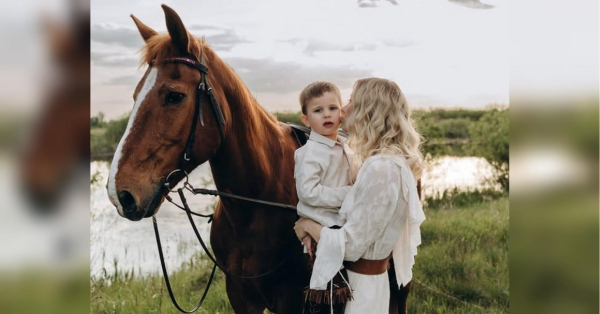 «Дуже жаль коника»: мережа відреагувала на світлини дружини Віктора Павліка - INFBusiness