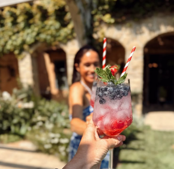 Європейський шарм: будинок Гаррі та Меган Маркл вартістю 29 мільйонів доларів виглядає як римський палац - INFBusiness