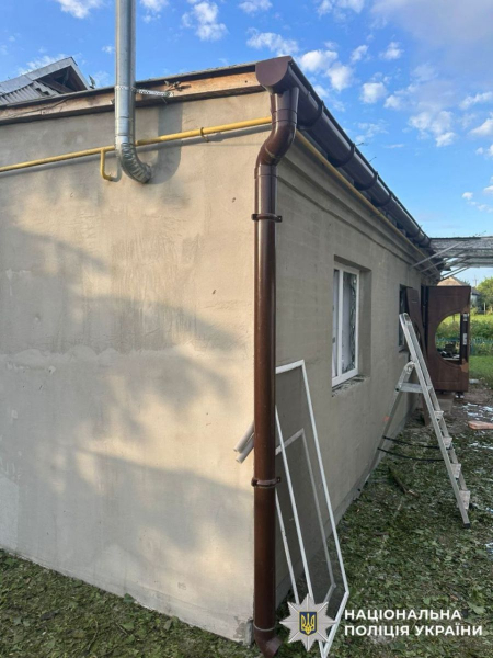 Наліт безпілотників на Київщину: пошкоджено школу, магазини, приватні будинки (фото) - INFBusiness