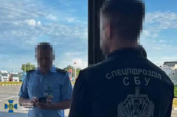 СБУ влаштувала «шмон» на чотирьох митницях: із чим це пов'язано та що з'ясувалося (фото) - INFBusiness