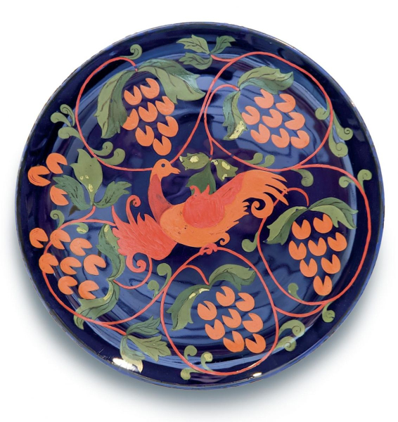 «Посуд з цими образами символізує надію на краще життя», — колекціонерка Людмила Карпінська-Романюк - INFBusiness