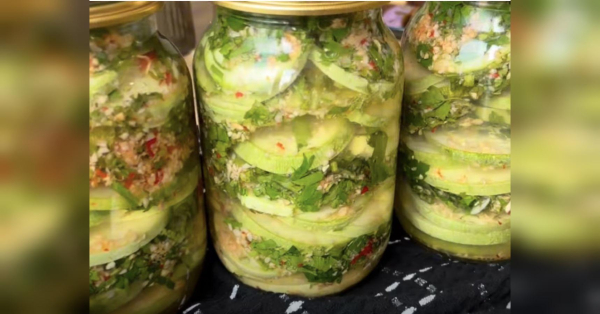 Пікантні кабачки на зиму: кулінарка поділилася рецептом ідеальної закуски - INFBusiness