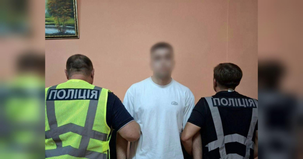 Заради хайпу: у Києві блогери вбиралися поліцейськими та проводили «затримання» та «перевірки документів» (фото) - INFBusiness