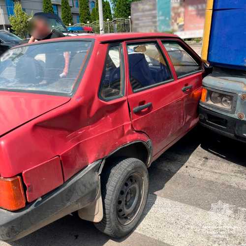 Недотримання ПДР одним із водіїв призвело до ДТП у Кропивницькому (ФОТО) - INFBusiness