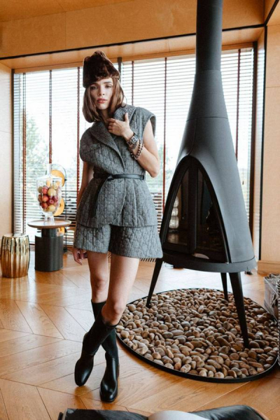 «Якщо у війну вам захотілося купити сукню або картину, зробіть це!»: знаменита дизайнерка Вікторія Гресь про випробування останніх років - INFBusiness