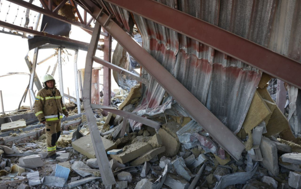 Росіяни атакували Дніпро дронами і ракетами: в багатоповерхівці є загиблі (фото) - INFBusiness