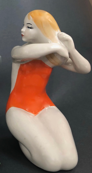 «Фарфорові пляжниці Ольги Рапай — мрія багатьох колекціонерів», — дослідниця історії порцеляни Людмила Карпінська-Романюк - INFBusiness