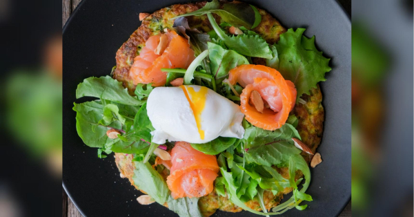 Кабачковий млинець з фореллю: ідеальний варіант для сніданку - INFBusiness