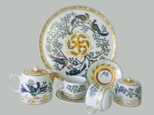 «В Японії посуд з метеликами популярний невипадково», — колекціонерка Людмила Карпінська-Романюк - INFBusiness