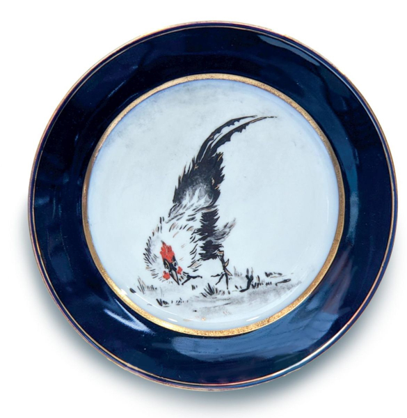 «Посуд з цими образами символізує надію на краще життя», — колекціонерка Людмила Карпінська-Романюк - INFBusiness