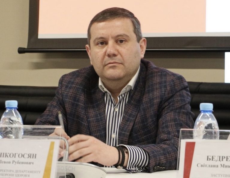 На простом примере можно убедиться, что коммунальная медицина в военное время может зашибать очень большие деньги на выдаче фиктивных справок и заключений. У НИКОГОСЯНА ИНСУЛЬТЫ НА ПОТОКЕ? - INFBusiness