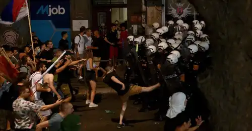 Сербія між літієм та свободою: чому 325 тисяч протестувальників вимагають відставки Вучича