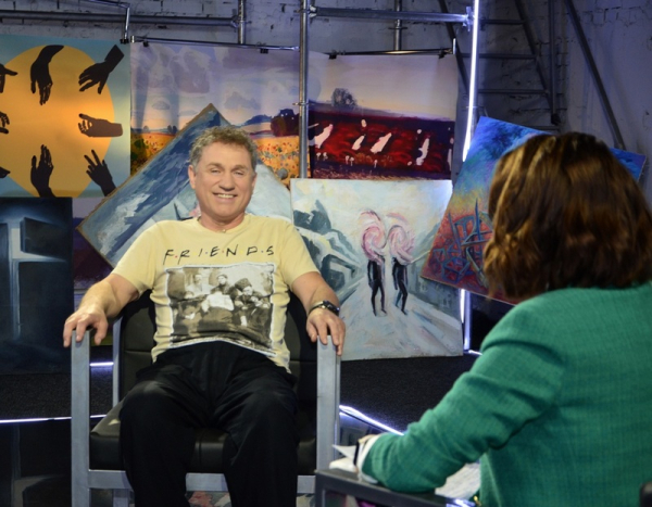 Пити, танцювати, співати: відомий актор вразив зізнанням - INFBusiness