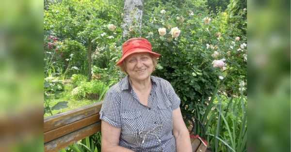 Про «карликів», ріжки з «космосу» і не тільки: найвідоміша селекціонерка ірисів Алла Черногуз про те, як створює нові сорти півників - INFBusiness