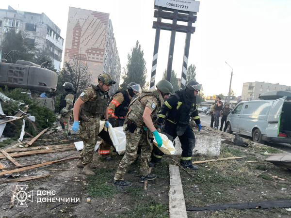 Вночі росіяни масовано атакували Дніпро безпілотниками (фото) - INFBusiness