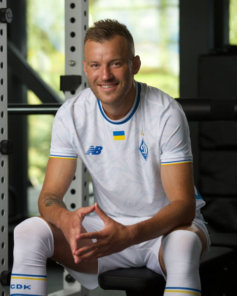 Дебют на Мальті: «Динамо» представило нову ігрову форму з третьою зіркою (фото, відео) - INFBusiness