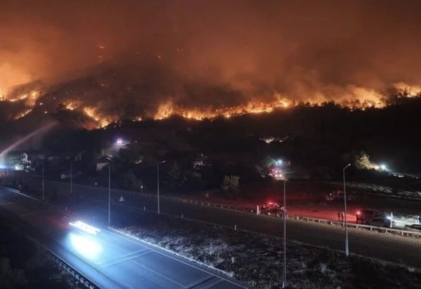 Анталія у вогні: Туреччину, яка страждає від 50-градусної спеки, охопили нові лісові пожежі (фото, відео) - INFBusiness