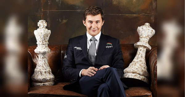 Зрадника Карякіна засудили до дев'яти років ув'язнення з конфіскацією майна (фото) - INFBusiness