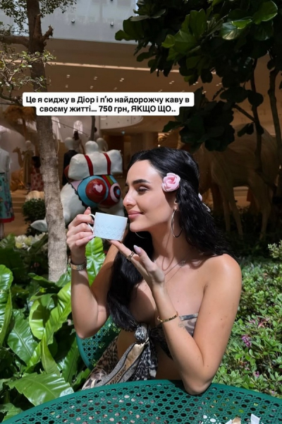 Картопля фрі, млинці, морозиво: популярна співачка вразила своїм раціоном (фото) - INFBusiness