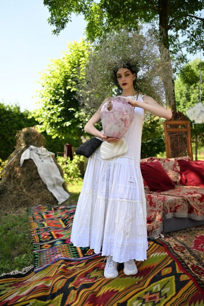 Біла сукня від Вікторії Гресь