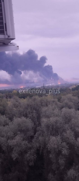 Українські безпілотники вдарили по двох НПЗ у росії (фото, відео) - INFBusiness