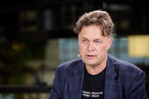 Політолог Євген Магда: Вето Навроцького на програму 800+ не схвалять і багато поляків - INFBusiness