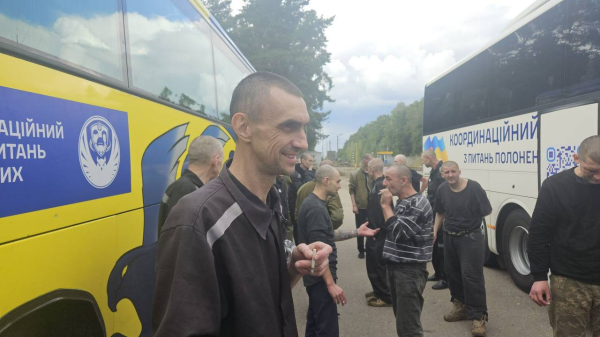 З російського полону повернули понад 100 українців, серед них — ексмер Херсона та журналіст УНІАН - INFBusiness