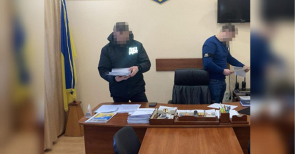 Бізнес на ухилянтах: на Одещині військові заробляли мільйони на втечі чоловіків з України - INFBusiness