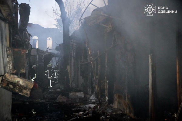 Удари по Дніпропетровщині та прильоти в Одесі: минула ніч в Україні знову була неспокійною (фото) - INFBusiness