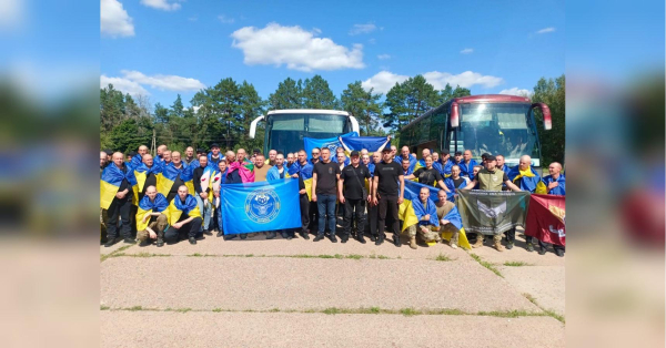 Понад десять років у неволі: Україна повернула ще 84 бранців (фото, відео) - INFBusiness