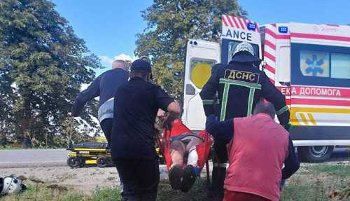 Рятувальники Кіровоградщини деблокували з легковика тіло загиблого (ФОТО) - INFBusiness