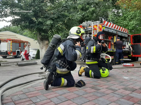 Двоє людей загинули під час пожежі у кропивницькому виші: що відомо про НП - INFBusiness