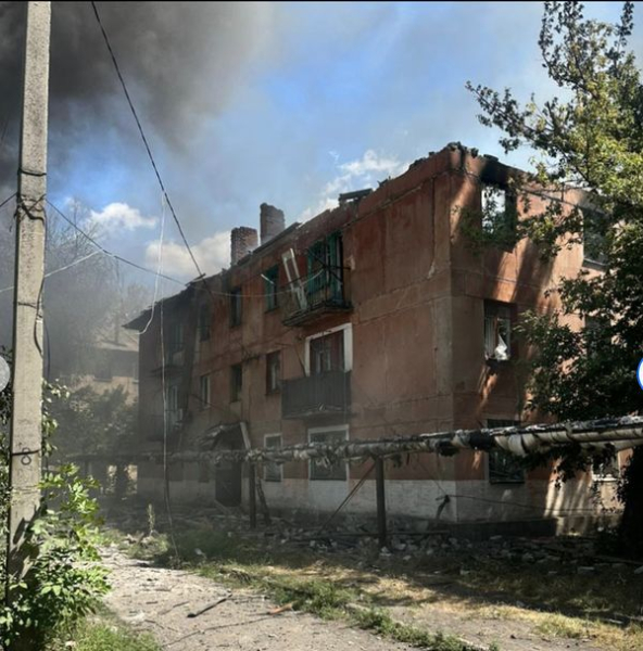 Ворожий терор на Донеччині: росіяни вбили двох жителів, ще 11 поранили - INFBusiness